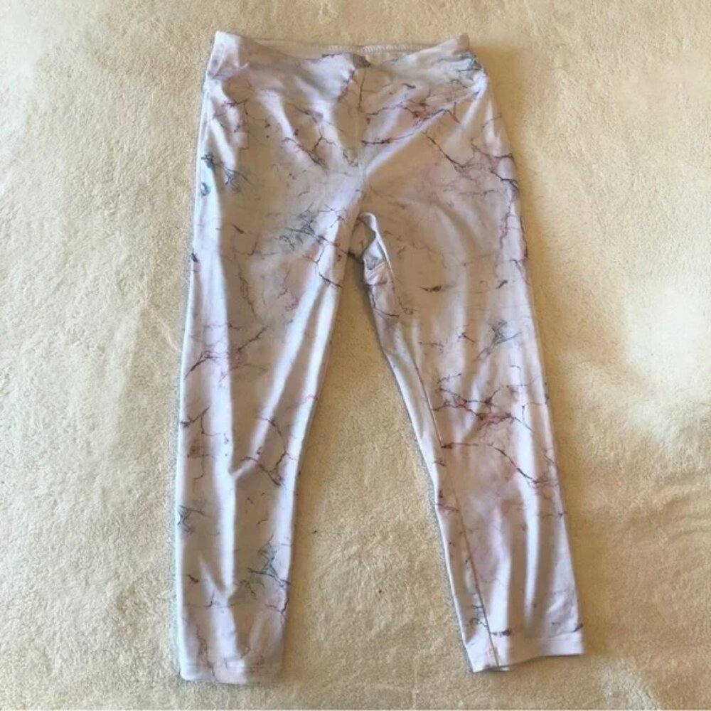 Forever 21 Leggings Capri White Marble Print 3/4 Length Size Small Yoga Workout